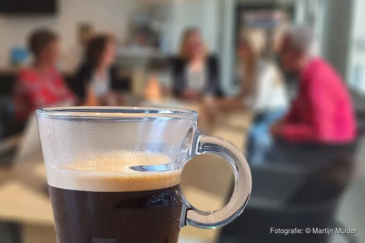 Aan tafel met... verhalen voor en door inwoners van Egmond