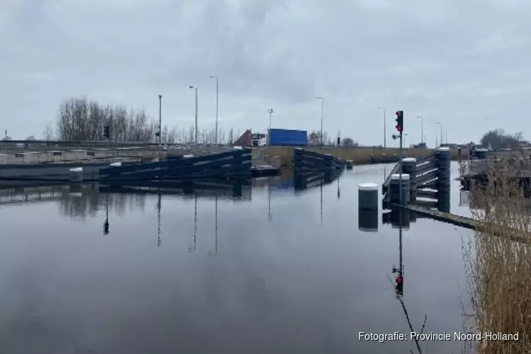 Rekervlotbrug Koedijk eind december weer te gebruiken