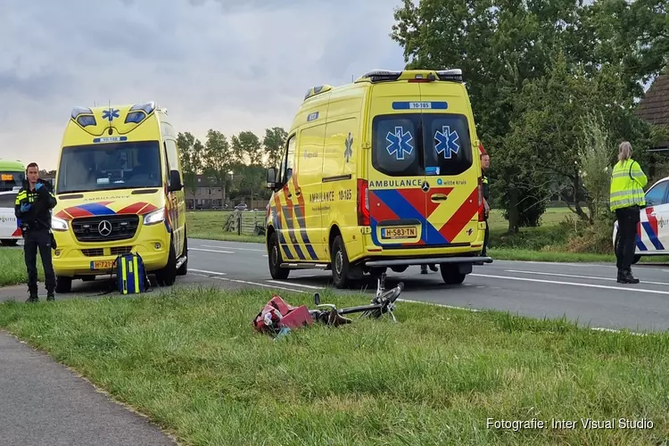 Fietser ernstig gewond bij ongeluk Egmond aan den Hoef