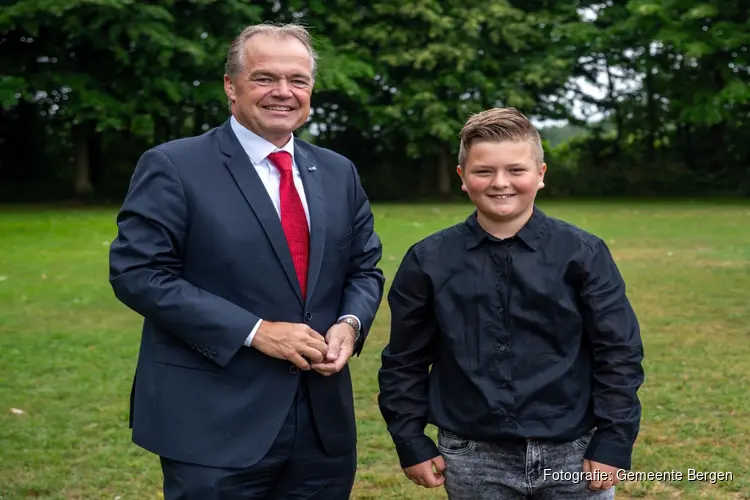 Tygo Fontijn wordt nieuwe kinderburgemeester gemeente Bergen