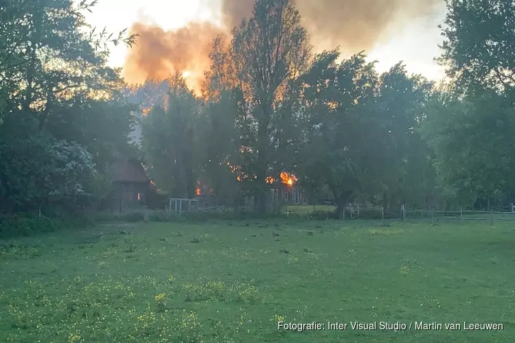 Woningen gespaard gebleven bij schuurbrand in Bergen